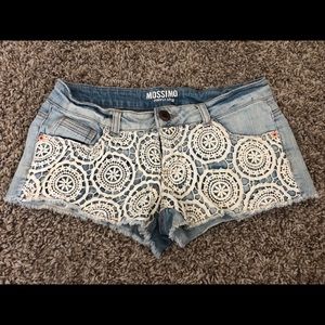 Missimo Jean shorts size. 3